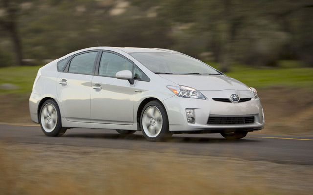 Toyota Prius - первопроходец среди гибридных авто