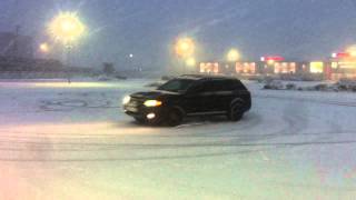 Первые пробы дрифта полный привод на снегу, Audi Allroad АКПП