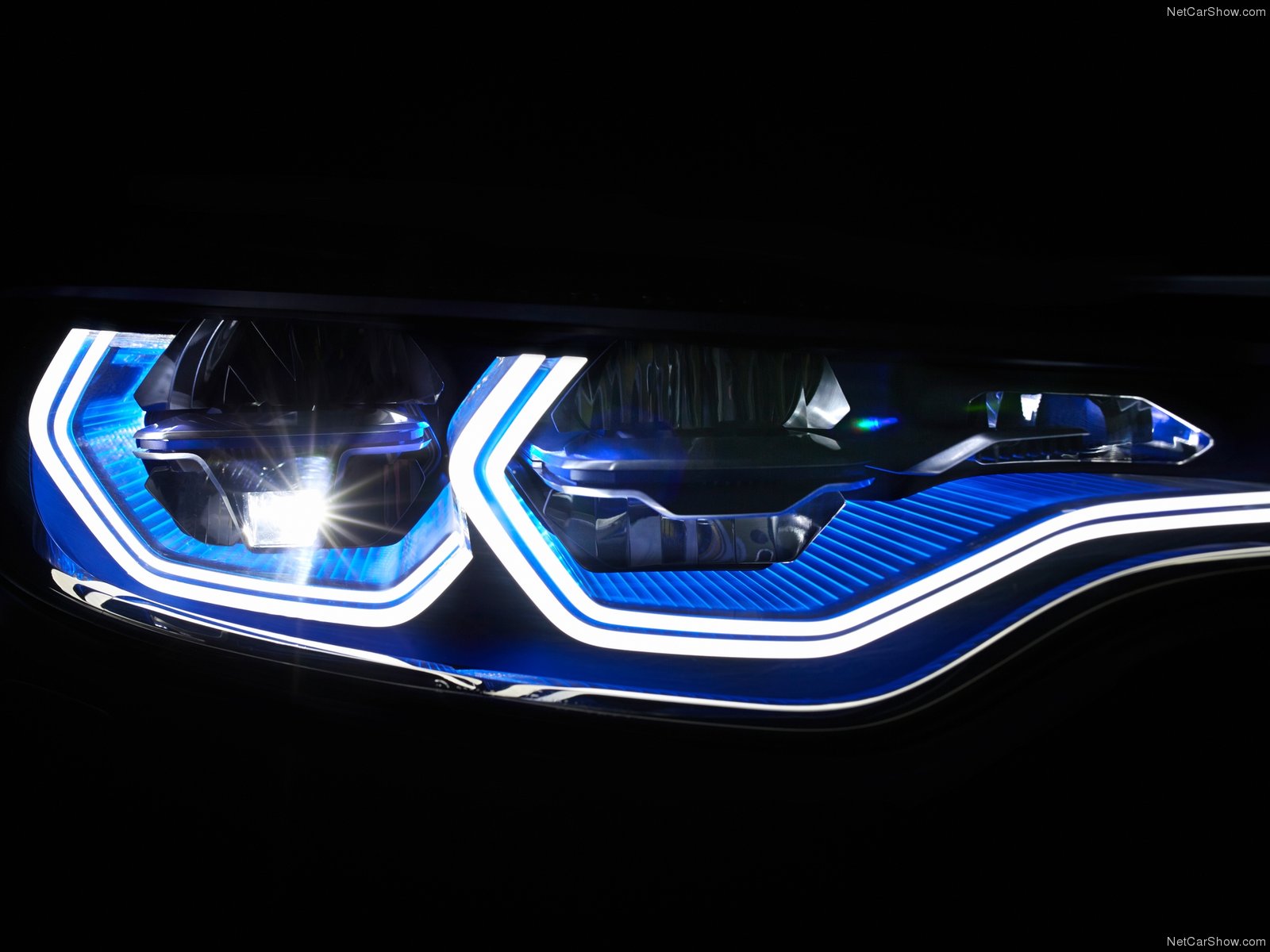 BMW-M4_Iconic_Lights_Concept_2015_1600x1200_wallpaper_10