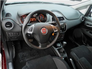 Fiat Punto 2012 водительское место
