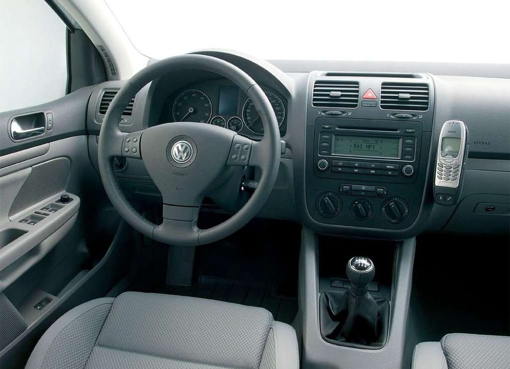 фото салон Volkswagen Golf 5