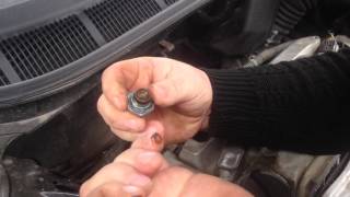 Чистка вентиляционного клапана Toyota Camry 40